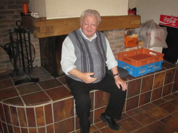 Stubenwirt Köbi Kamm  Stubenwirt Köbi Kamm