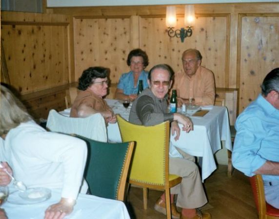 Fany und Kari Frei; Margrit und Willy Hurter  Fany und Kari Frei; Margrit und Willy Hurter