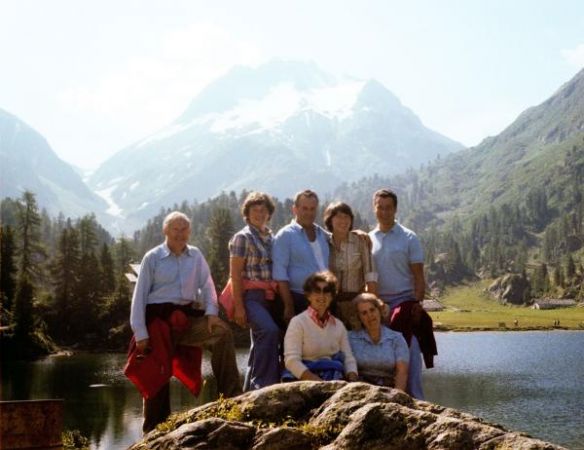 negative4 15 021 negative4 15 021