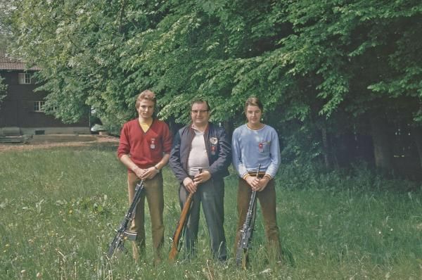 Werner Hofmann mit den Söhnen Heinz und Kurt Werner Hofmann mit den Söhnen Heinz und Kurt